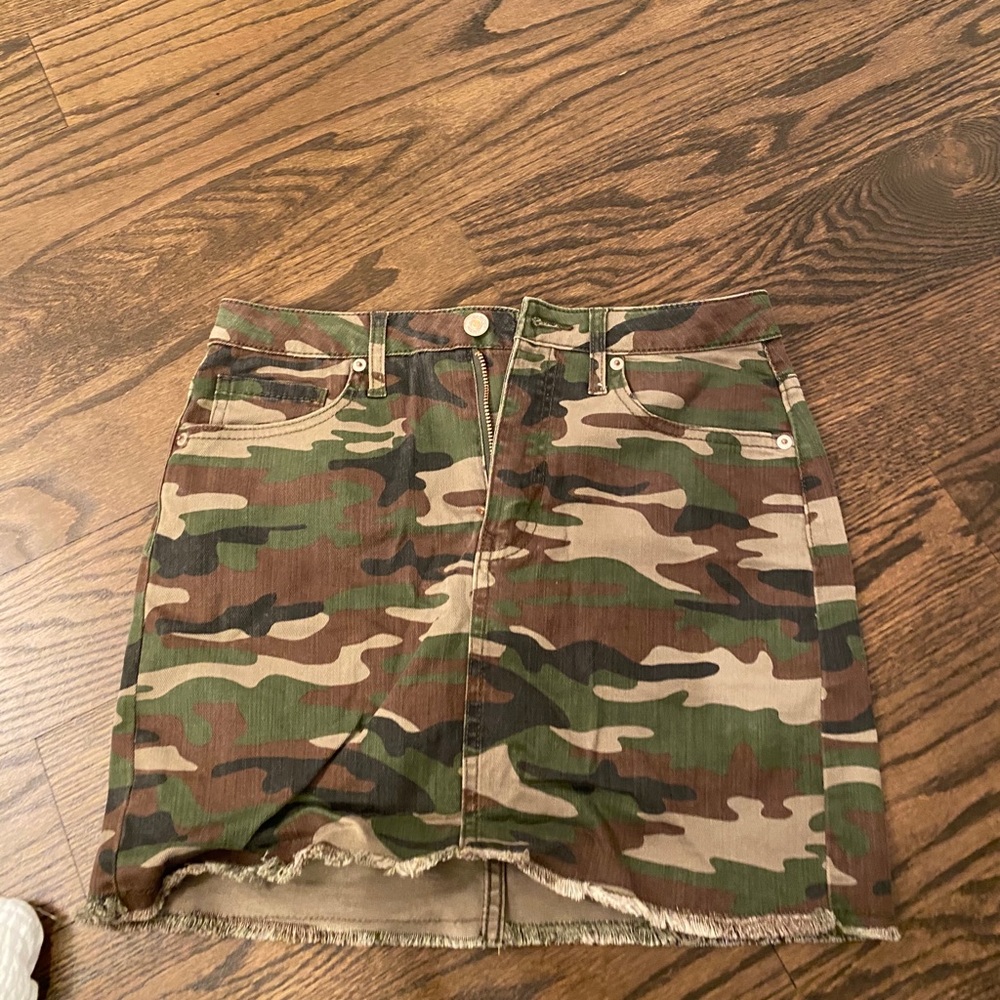Camo skirt